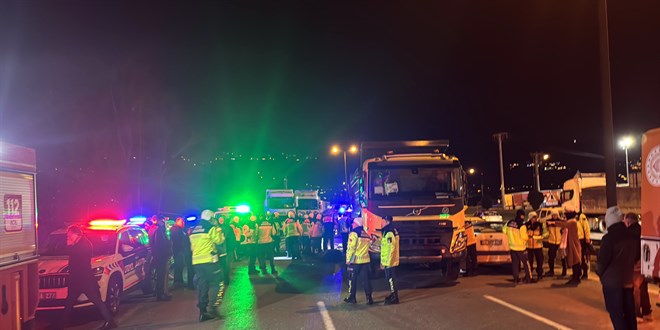 Anadolu Otoyolu'nun Sakarya ge�i�indeki kazada 1 ki�i �ld� - Son Dakika Haber