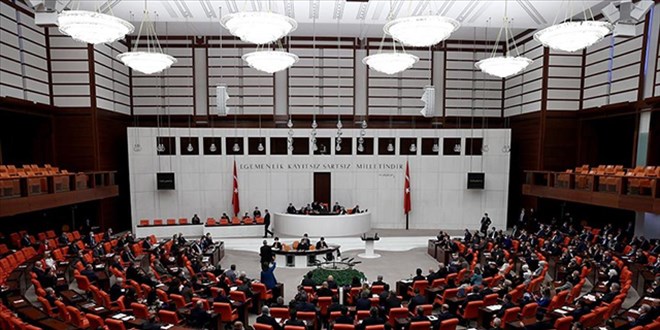 TBMM'de yoklama krizi: Milletvekili ad�na sahte pusula verildi!