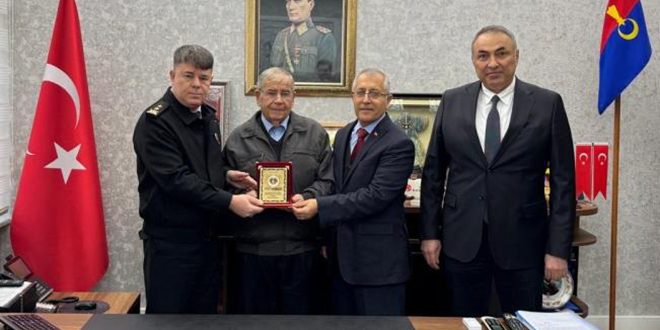 �mr�n� tarlada ge�irdi, 70 milyonluk servetini Jandarma'ya ba���lad� - Son Dakika Haber