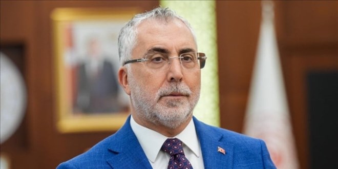 Vedat I��khan: Gen�lerin staja ilk ad�m�nda biz yan�n�zday�z