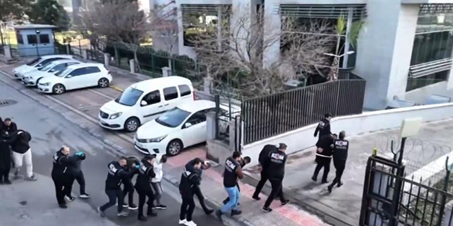 Mersin'de lava� ekme�i operasyonu: 17 ��pheli tutukland� - Son Dakika Haber