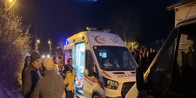 Bart�n'da aile facias�: Tart��t��� e�ini �ld�ren adam intihar etti