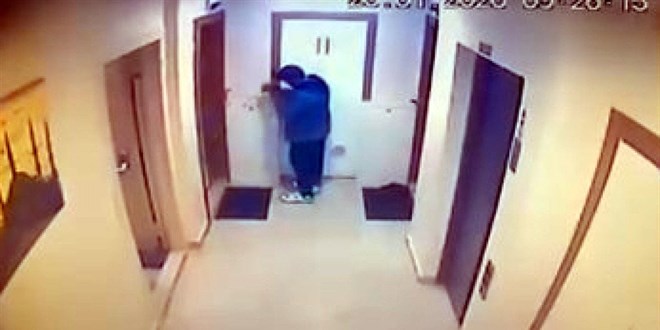 �stanbul'da sitede yard�m kutusu �al�nd� - Son Dakika Haber