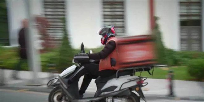 Kuryelerin s�r�c� belgesinde ya� s�n�r� 69'a y�kseltildi - Son Dakika Haber