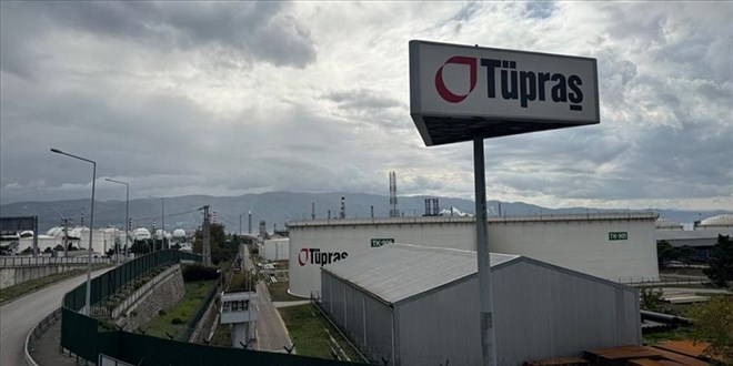 T�PRA� �zmit rafinerisinde patlama - Son Dakika Haber