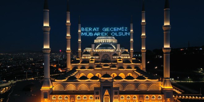 Ramazan�n m�jdecisi Berat Kandili pazartesi g�n� idrak edilecek