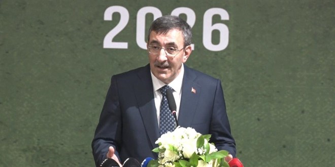 Y�lmaz: D�nyada ��renci ba��na en fazla yurdu olan �lkelerden biriyiz