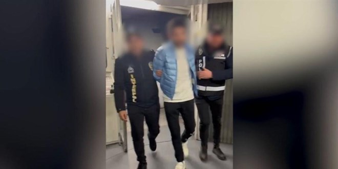 K�rm�z� B�ltenle aranan Serdar Sert�elik T�rkiye'ye getirildi