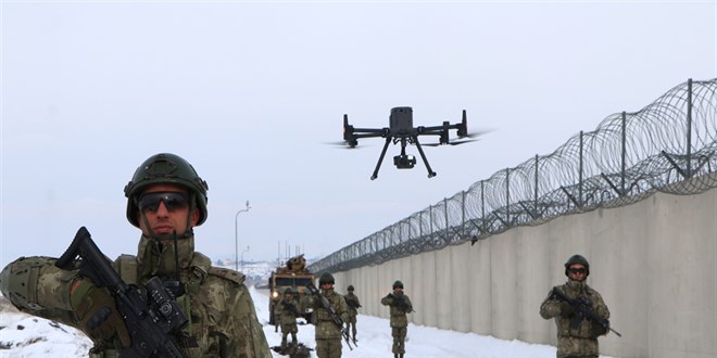 Hudut Kartallar� T�rkiye-�ran s�n�r�n� 7 g�n 24 saat koruyor - Son Dakika Haber