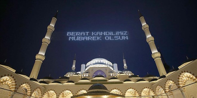 Ramazan�n m�jdecisi Berat Kandili yar�n idrak edilecek