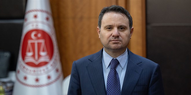 �zg�r �zel ile Murat Emir, Ba�savc� G�rlek'e tazminat �deyecek