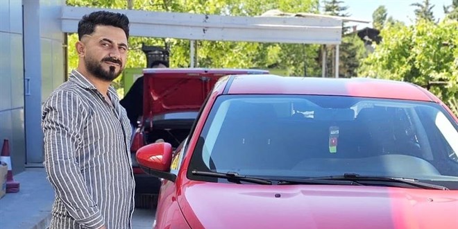 Antalya'ya araba almaya gidiyordu, feci otob�s kazas�nda hayat�n� kaybetti