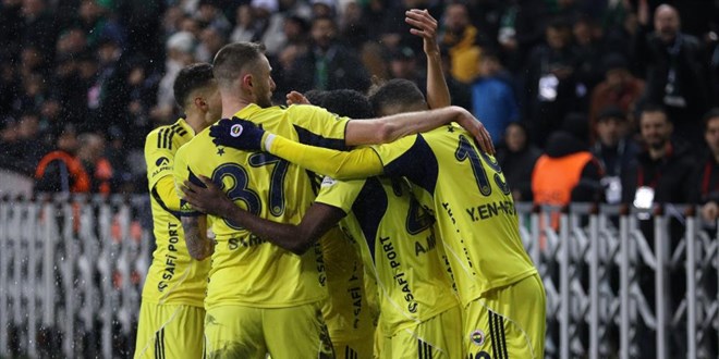 Fenerbah�e'den 20 y�l sonra ilk: 20 ma�t�r nama�lup