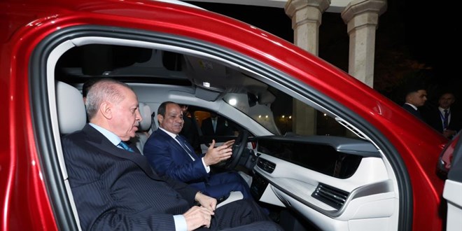 Erdo�an'dan M�s�r Cumhurba�kan� es-Sisi'ye Togg hediyesi