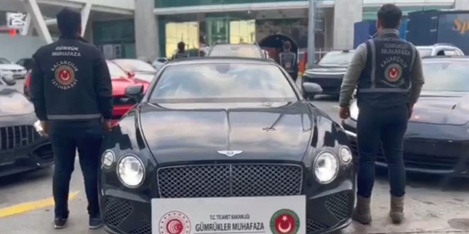 G�mr�kten usuls�z ge�irilen 65 l�ks araca el konuldu: 22 g�zalt� - Son Dakika Haber