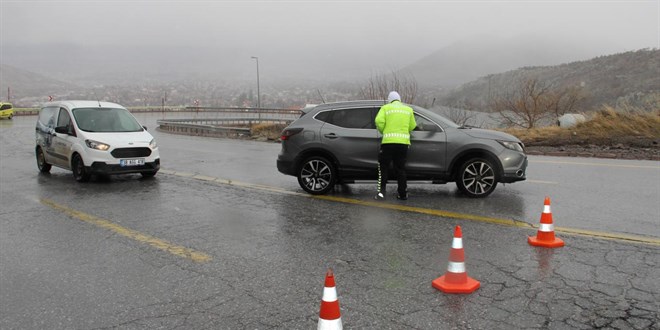 Kayseri-Malatya kara yolu ula��ma kapat�ld�