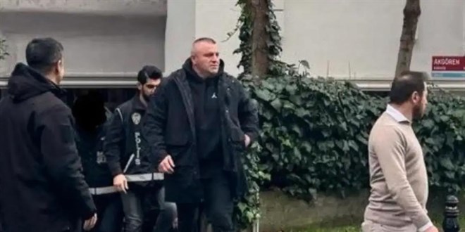 Ekrem �mamo�lu'nun korumas� Bekta� Kamburo�lu g�zalt�na al�nd� - Son Dakika Haber