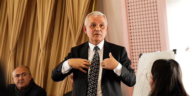 Mamak Belediye Ba�kan� �ahin'den �zarslan'a Sert Tepki: �stifaya K�l�f Haz�rlan�yor