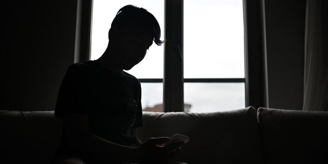 Sosyal Medyada �ocuklar� Avlayan �etelerin Y�ntemleri A��kland� - Son Dakika Haber