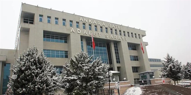 Adres bu sefer Ankara. Adliye memuru alt�nlar� �ald�