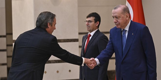 Cumhurba�kan� Erdo�an, 3 �lkenin b�y�kel�isini kabul etti