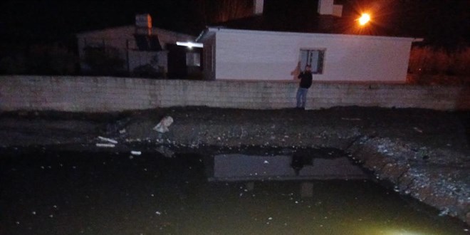 Su dolu temelin i�ine d��en 2 karde� �ocuk hayat�n� kaybetti