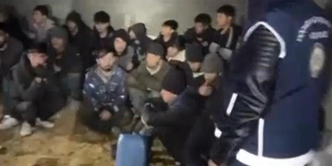 Diyarbak�r merkezli 5 ilde g��men ka�ak��l��� operasyonu: 22 ��pheli tutukland� - Son Dakika Haber