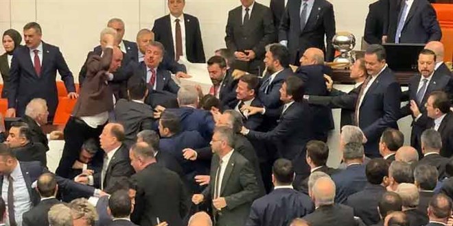 Talimat Silivri'den geldi: Kavgaysa kavga, d�v��se d�v��