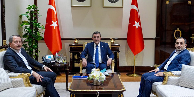 Y�lmaz ile g�r��en Ali Yal��n: �cretlerde ve sistemde reform �art! - Son Dakika Haber