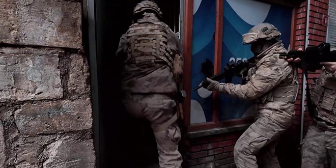 Ankara ve Diyarbak�r'da 'tefecilik' operasyonu: 18 tutuklama - Son Dakika Haber