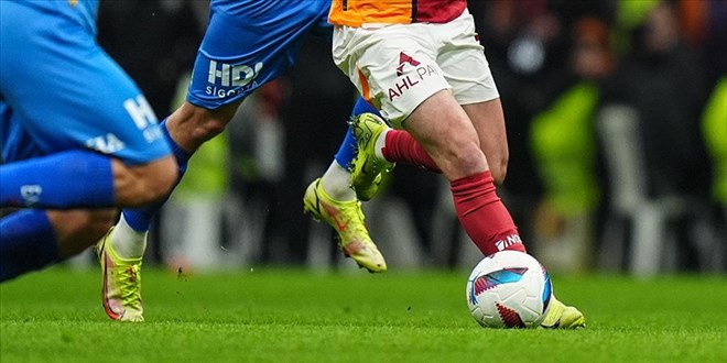 S�per Lig'de gol ya�muru: 10 ma�, 35 gol - Son Dakika Haber