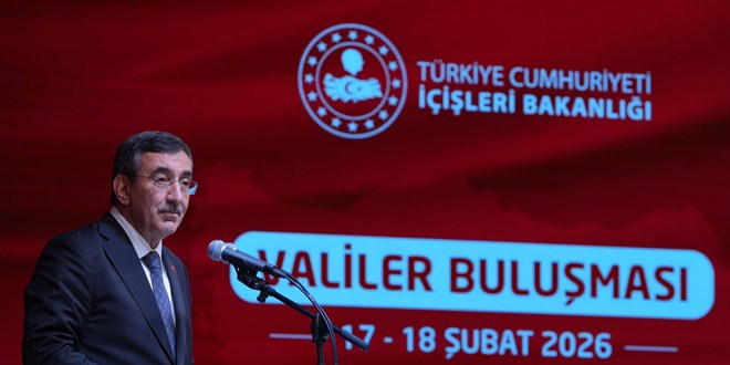 Cevdet Y�lmaz'dan valilere: Vatanda�la samimi ba� kuran bir y�netim bekliyoruz!