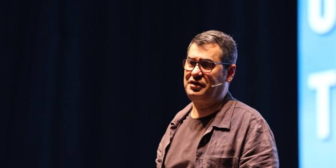 Gazeteci Enver Aysever'e 3 y�la kadar hapis istemiyle iddianame