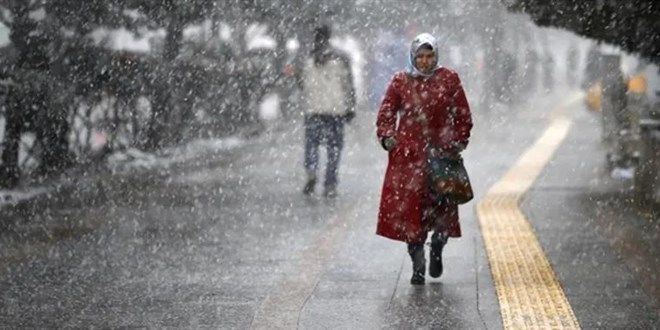 �stanbul'da sulu kar ya���� ba�lad� - Son Dakika Haber