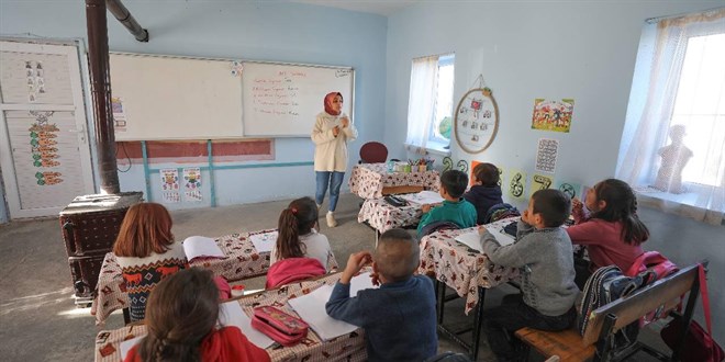 Ar�c�: Akademide e�itim y�zde 70 farkl� olacak - Son Dakika Haber