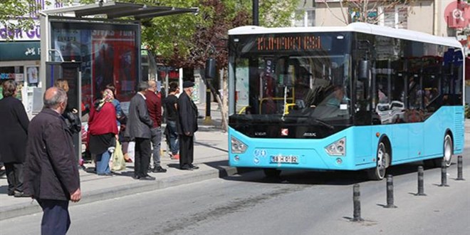 Sivas'ta 65 ya� �st� vatanda� halk otob�slerini toplam 3 bin 365 kez kulland�