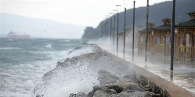 Meteoroloji'den Ege Denizi i�in f�rt�na uyar�s�