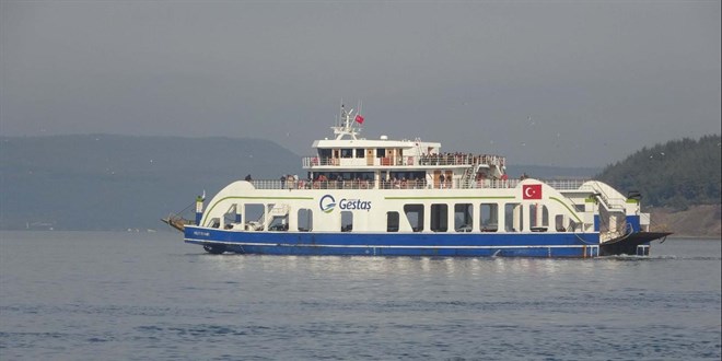 Bozcaada feribot hatt�nda 2 sefer iptal edildi