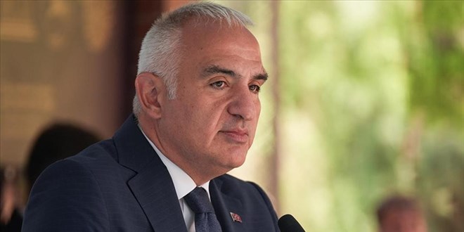 Bakan Ersoy, D�nya Dillerinde T�rk�e s�zl���n� tan�tt�