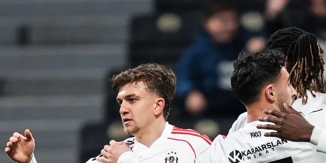 Be�ikta�'�n G�ztepe kar��s�ndaki ilk 11'i belli oldu - Son Dakika Haber