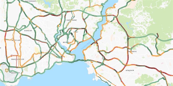�stanbul yeni haftaya da trafikle ba�lad�