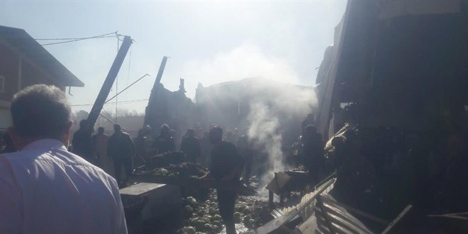 �ran'da bir helikopter sebze-meyve haline d��t�