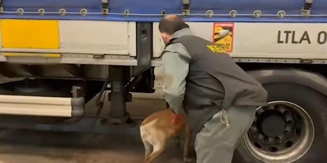 75 ilde narkotik operasyonu: 958 kilo uyu�turucu ele ge�irildi