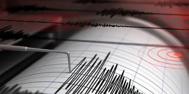 Akdeniz'de 4 b�y�kl���nde deprem