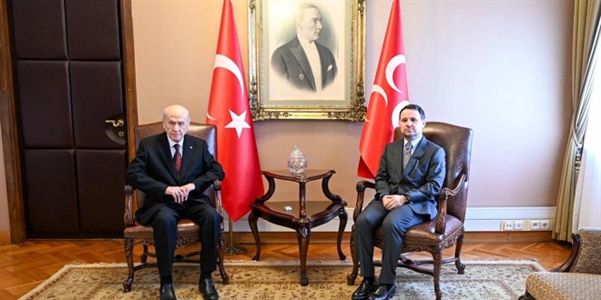 Adalet Bakan� G�rlek, MHP Genel Ba�kan� Bah�eli'yi ziyaret etti