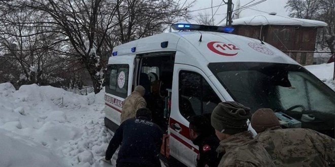 HES in�aat�nda toprak kaymas�: 1 i��i hayat�n� kaybetti