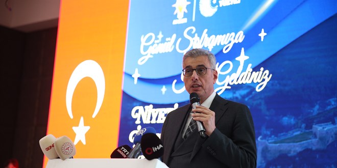 Bakan Memi�o�lu: Bug�n sa�l�kta b�lgesinde referans olan bir T�rkiye var