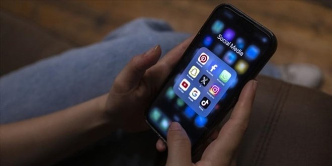 38 sosyal medya hesab�na eri�im engeli