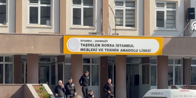 Lisede b��akl� sald�r�: Yaral� ��retmen hayat�n� kaybetti - Son Dakika Haber