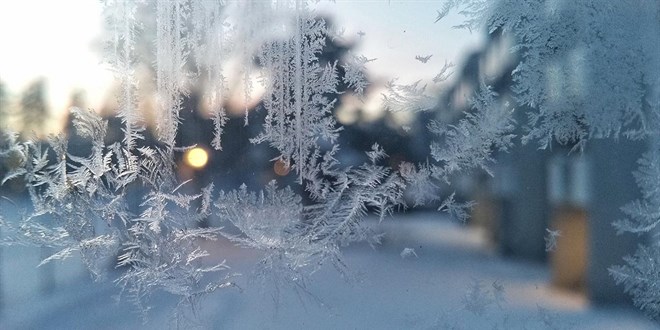 Do�u buz kesti: Termometreler eksi 20 dereceyi g�sterdi